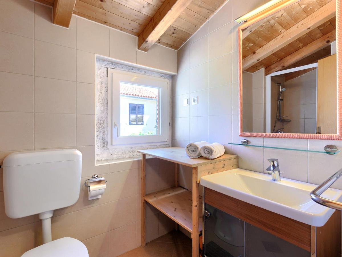 Holiday Home Pinia I - Kst126 By Interhome Kaštelir Dış mekan fotoğraf