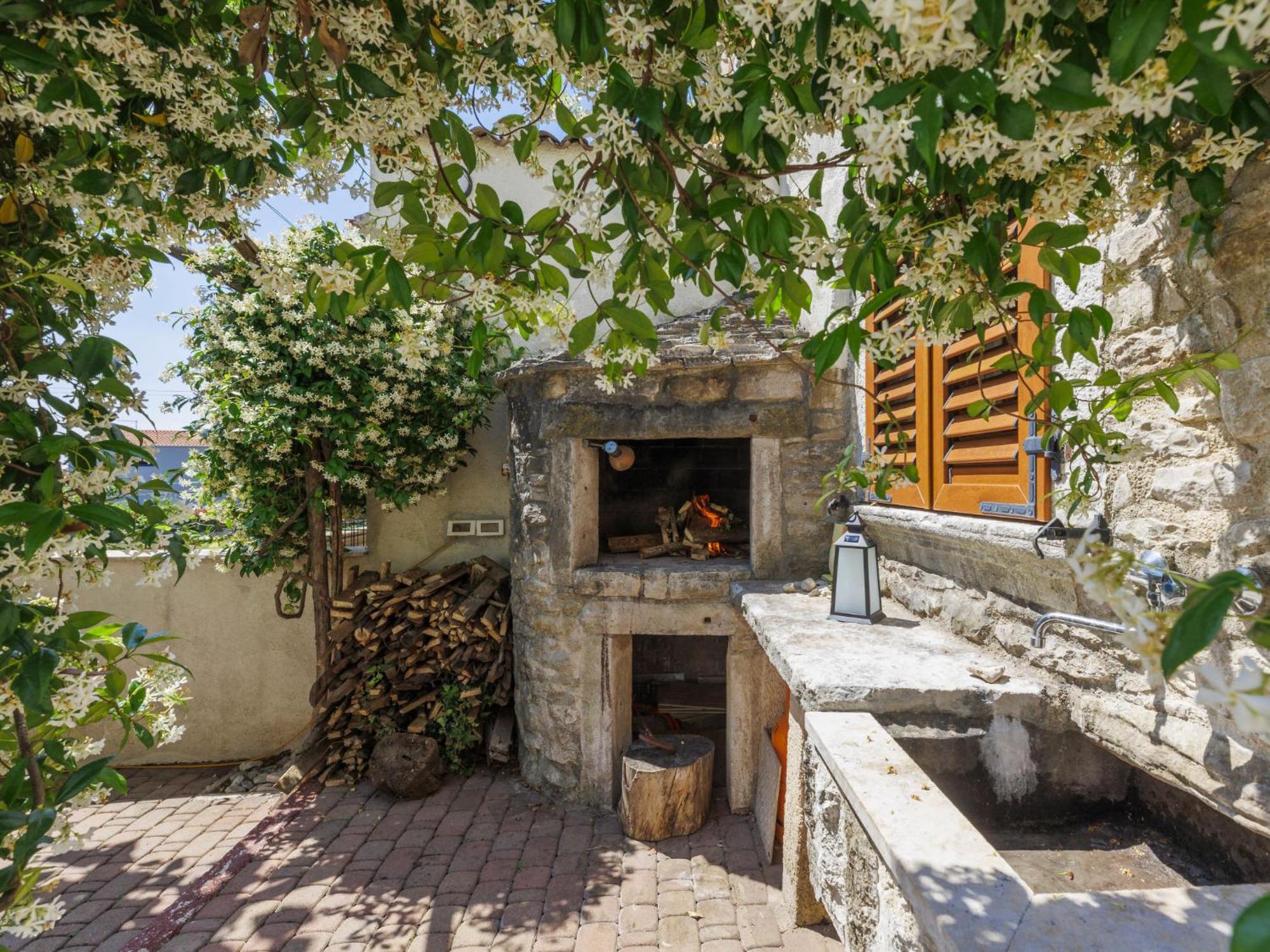 Holiday Home Pinia I - Kst126 By Interhome Kaštelir Dış mekan fotoğraf